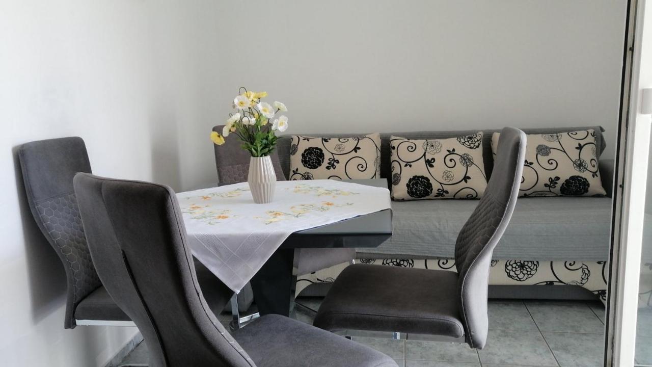 Navy Apartments ยาดราโนโว ภายนอก รูปภาพ