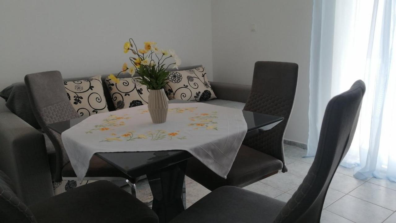 Navy Apartments ยาดราโนโว ภายนอก รูปภาพ